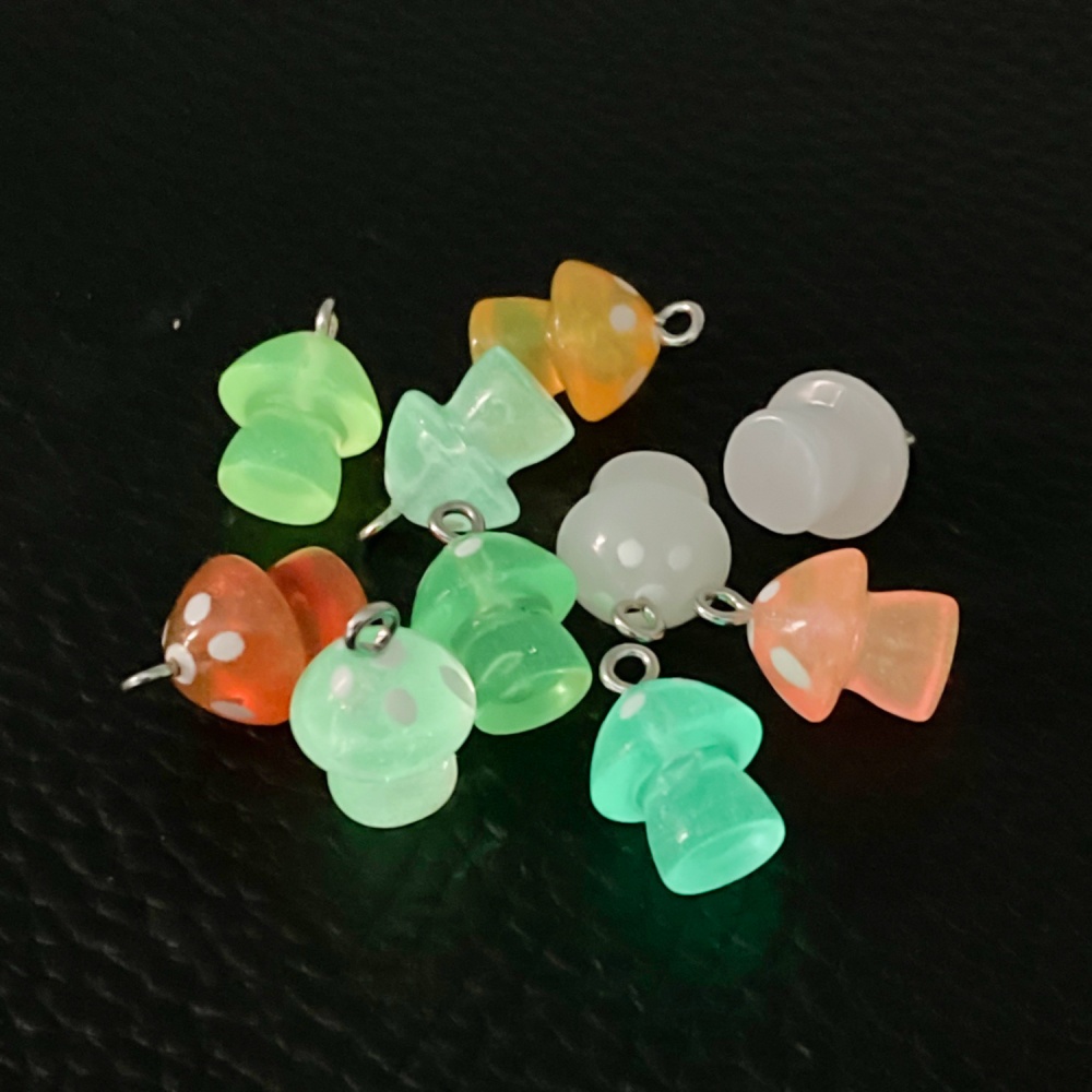 16pcs Luminous Mushroom Charms - Resin Craft Projects incelemesi ve fiyatı